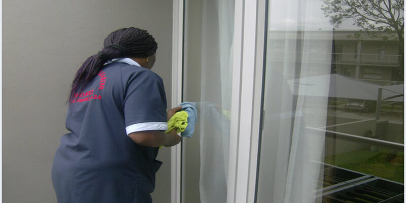 Professional window and glass cleaning in Gauteng